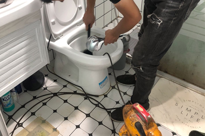 新盈镇疏通下水道