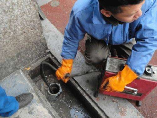 新盈镇疏通下水道