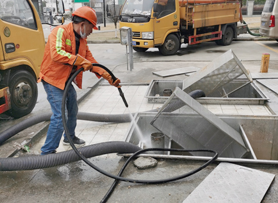 新盈镇隔油池清理